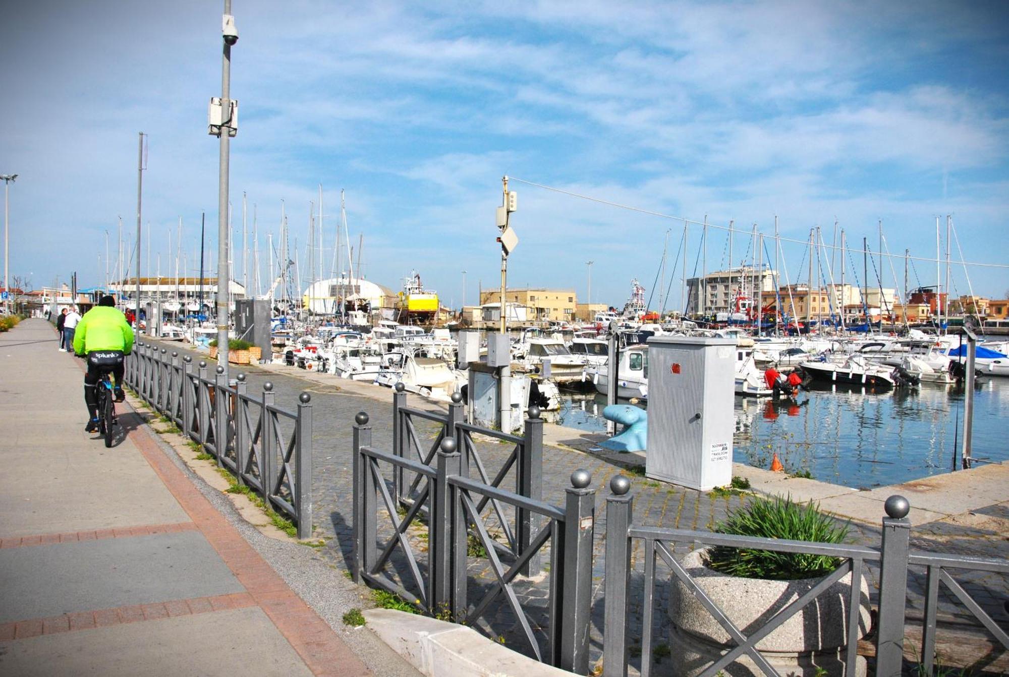 Alloggio Di Giorgia Fiumicino Eksteriør billede